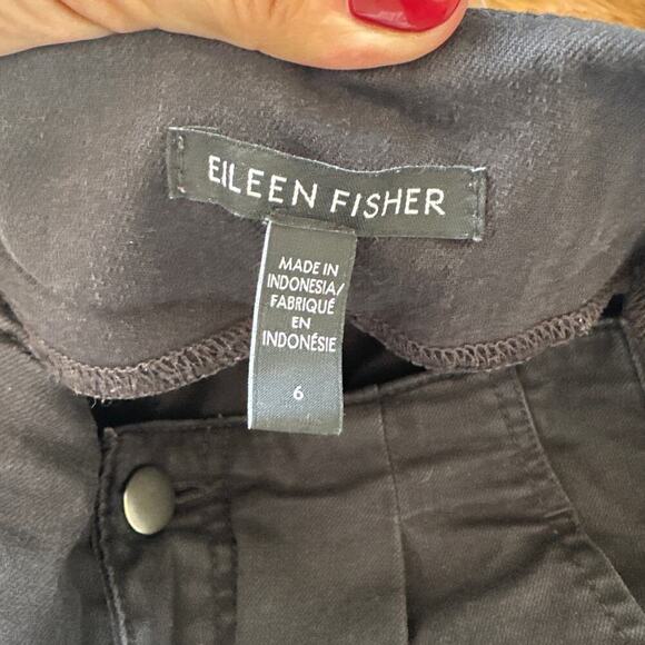 Eileen Fisher Women's Black Organic Cotton Denim Tapered Pant, Size 6, EUC - Picture 4 of 8